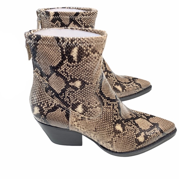 Dolce Vita Shoes - new Dolce Vita ㋛ Shanta Vegan Leather Boot Ankle Booties ㋛ Snakeskin Embossed ㋛